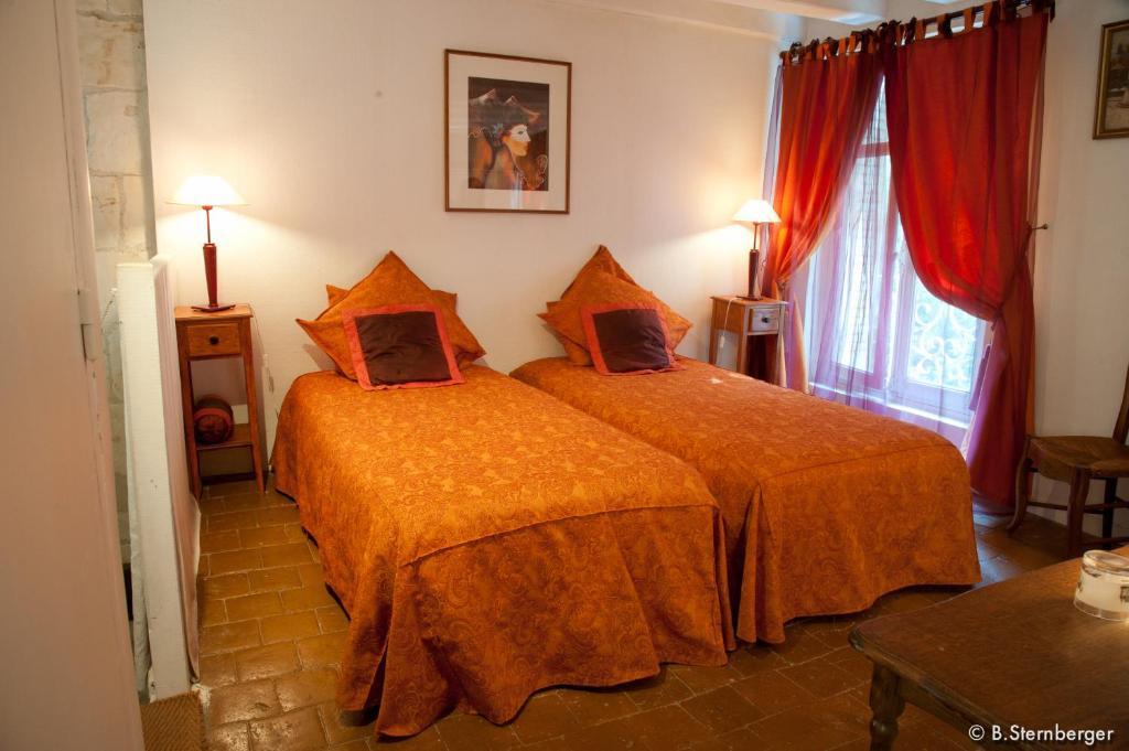 La Demeure Saint-Ours Bed and Breakfast Loches Rum bild