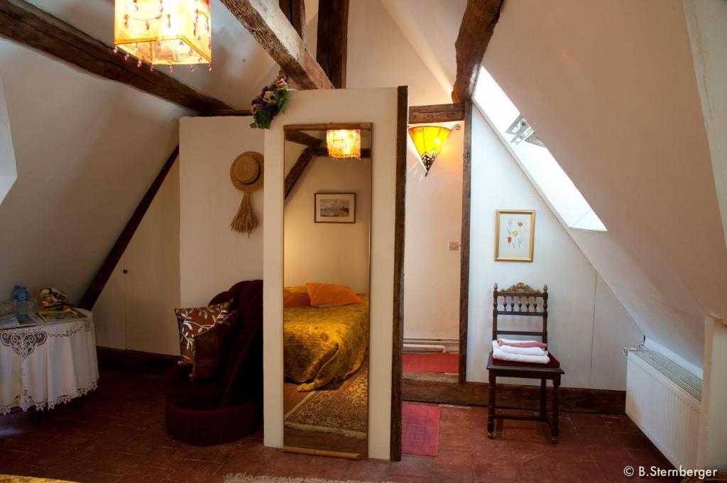 La Demeure Saint-Ours Bed and Breakfast Loches Rum bild