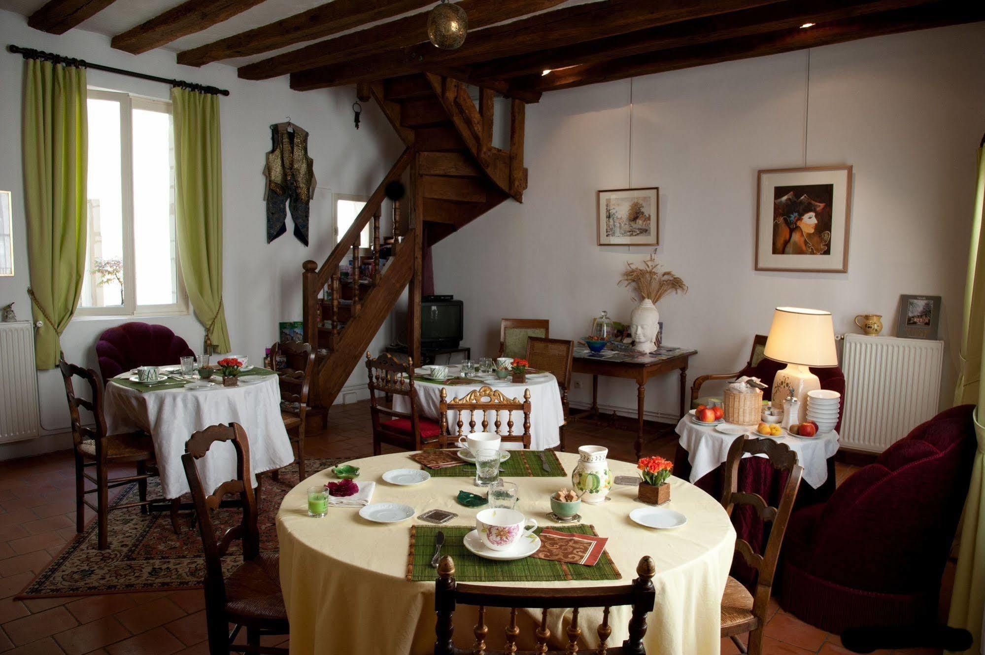 La Demeure Saint-Ours Bed and Breakfast Loches Exteriör bild