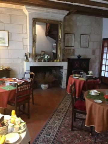 La Demeure Saint-Ours Bed and Breakfast Loches Exteriör bild